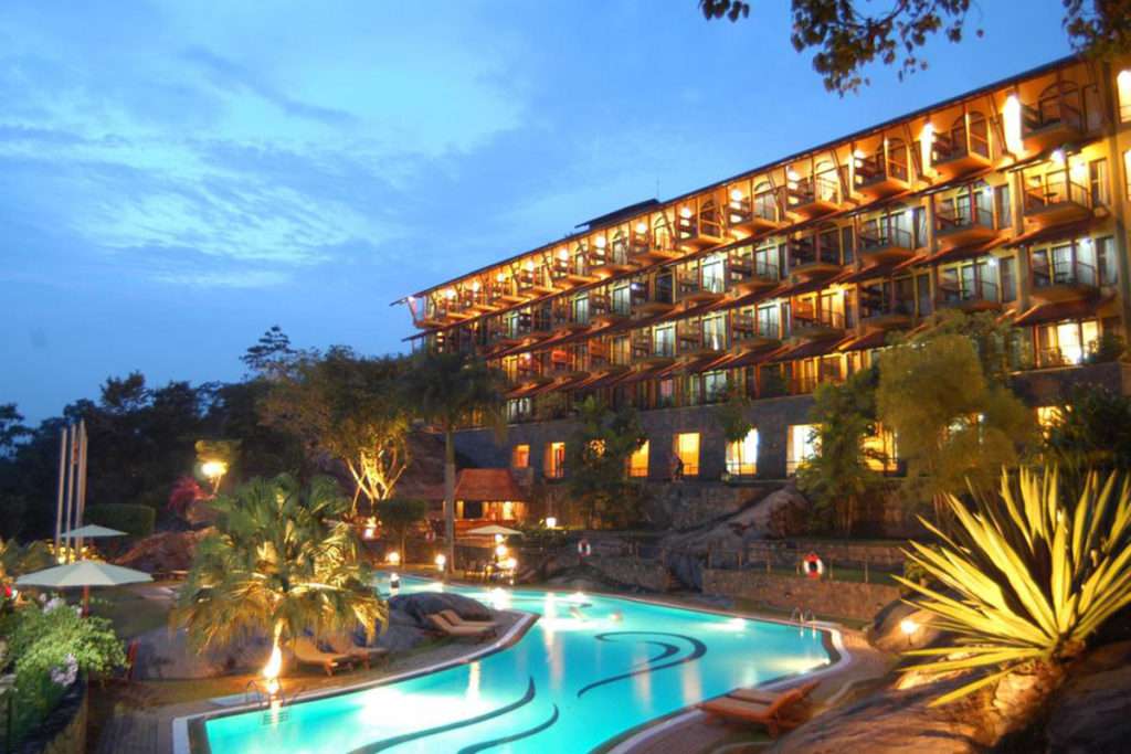Earls-Regency-Kandy-0-1024x683